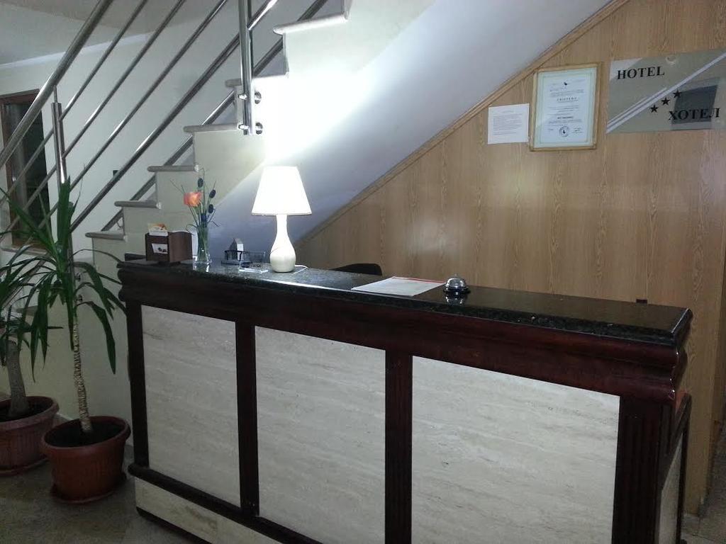 Hotel Viv Требинє Екстер'єр фото